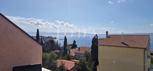 Selce, izvanredna lokacija, izniman stan: sjajna prilika za