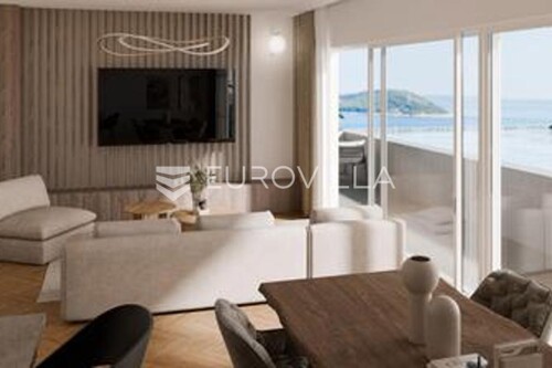 Thumbnail 6326403 - 4