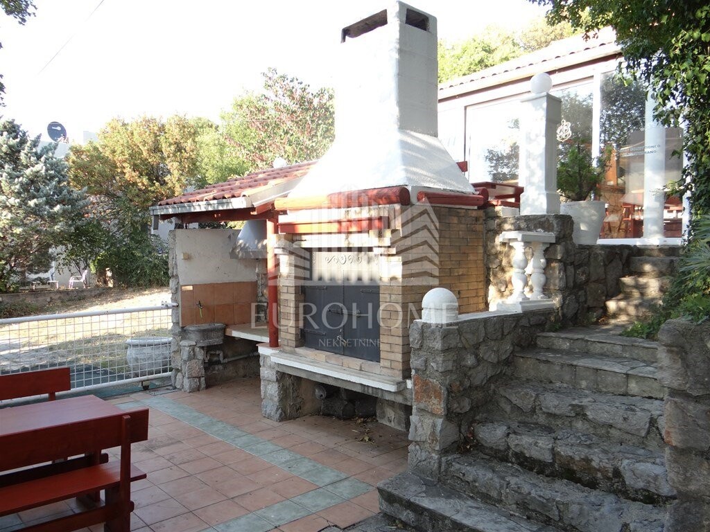 Image 6326482 - 8