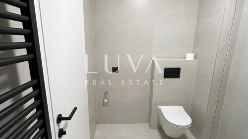 Thumbnail 6326558 - 11