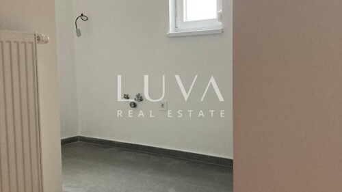 Thumbnail 6326558 - 9