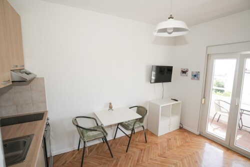 Stan, Prodaja, Okrug, Okrug Gornji, 34m2, 1,5-sobni (1S+DB)