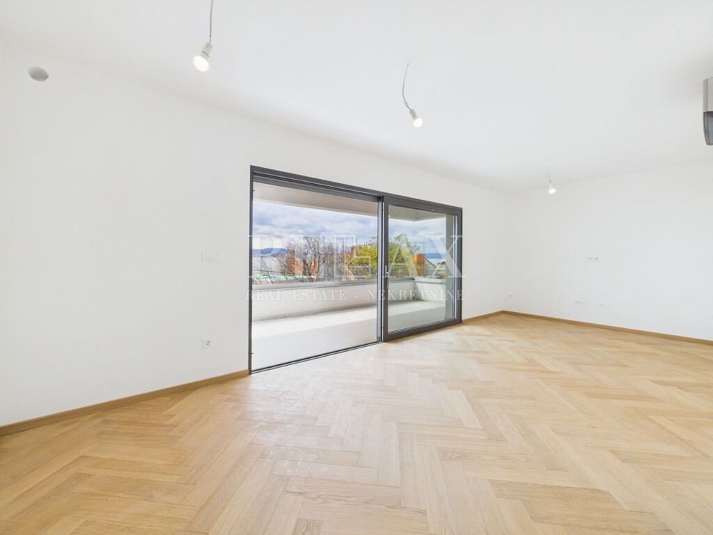 Image 6326622 - 8