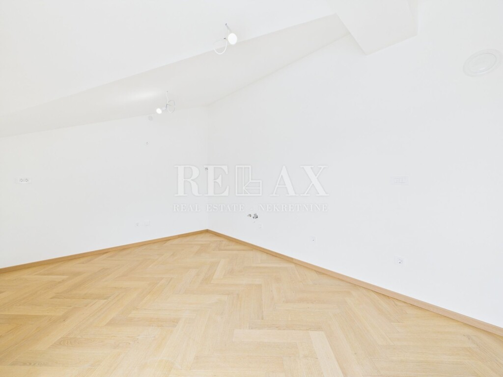 Image 6326623 - 15