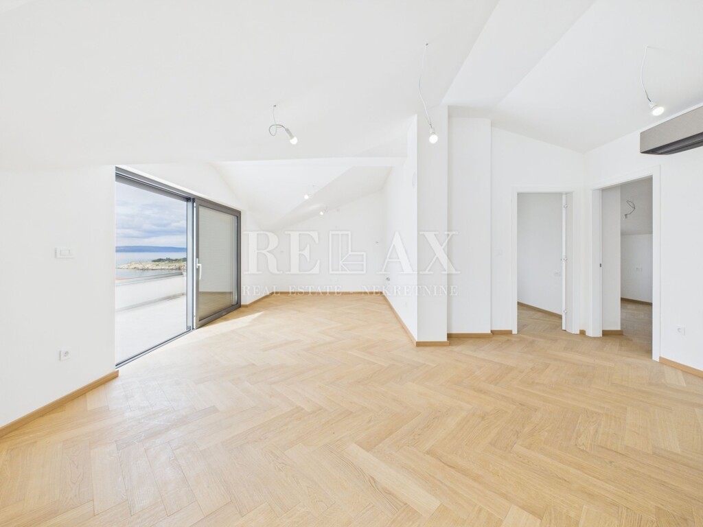 Image 6326623 - 9