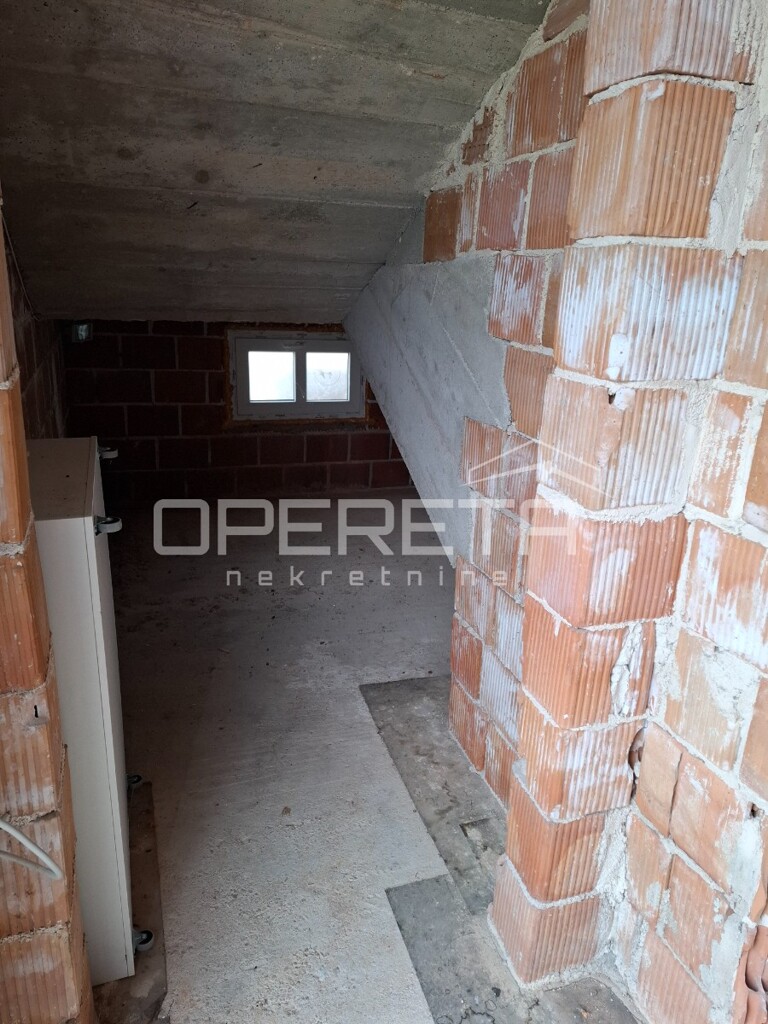 Image 6326930 - 23