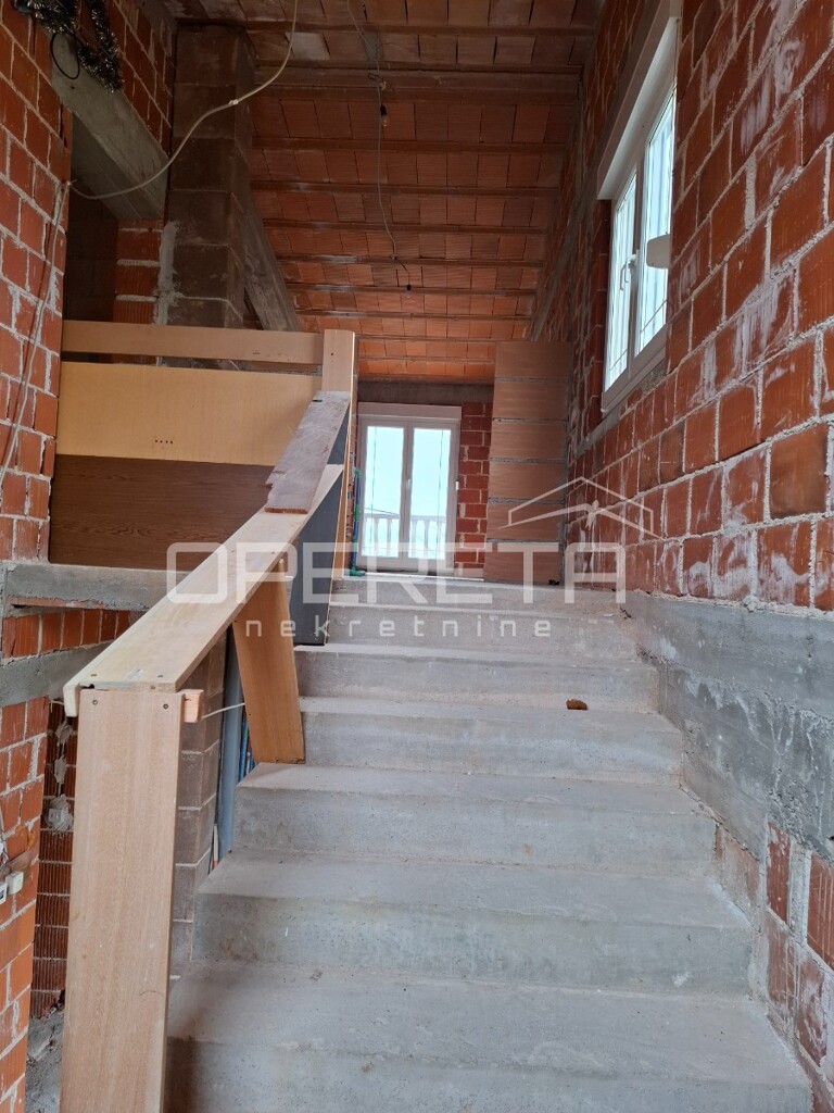 Image 6326930 - 17