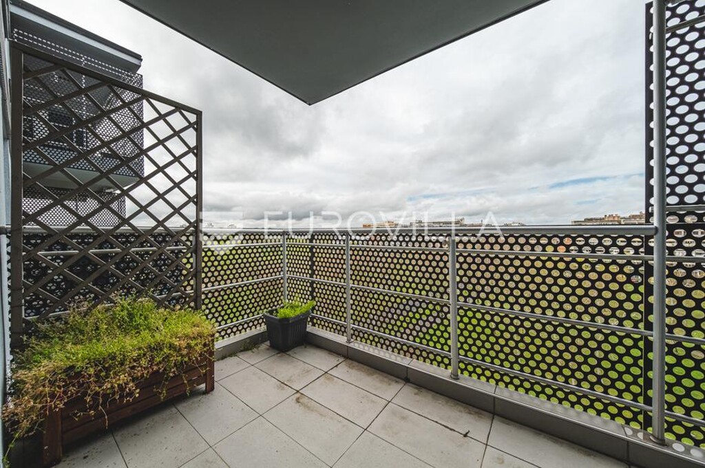 Image 6327031 - 4