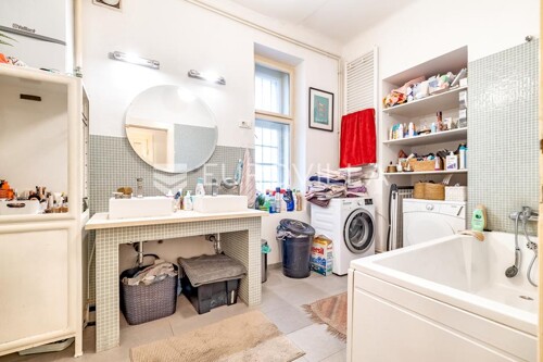 Thumbnail 6327048 - 6