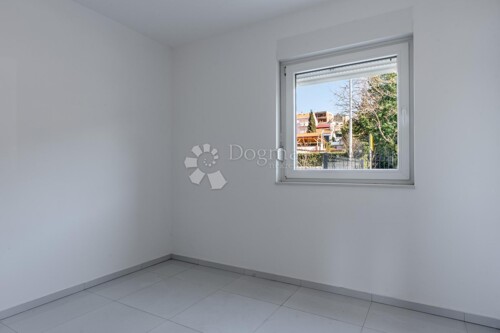 Thumbnail 6327072 - 5