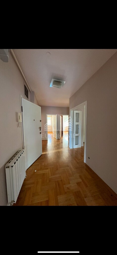 Image 6327095 - 7
