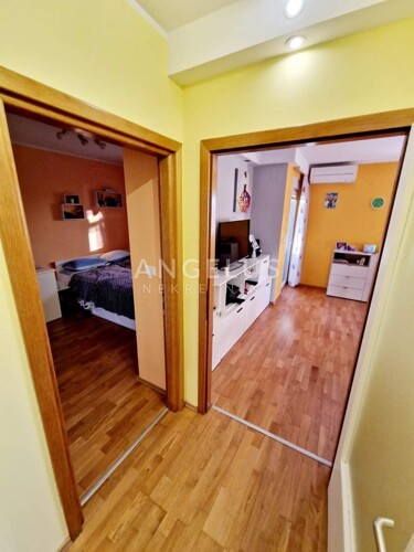Thumbnail 6327185 - 7