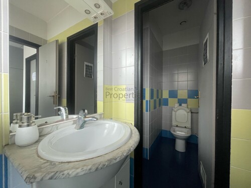 Thumbnail 6327211 - 14