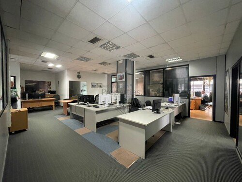 Thumbnail 6327211 - 4