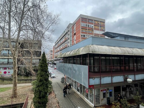 Thumbnail 6327211 - 5