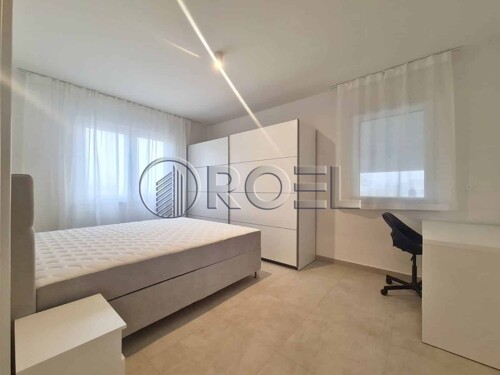 Thumbnail 6327254 - 3