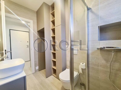 Thumbnail 6327254 - 4