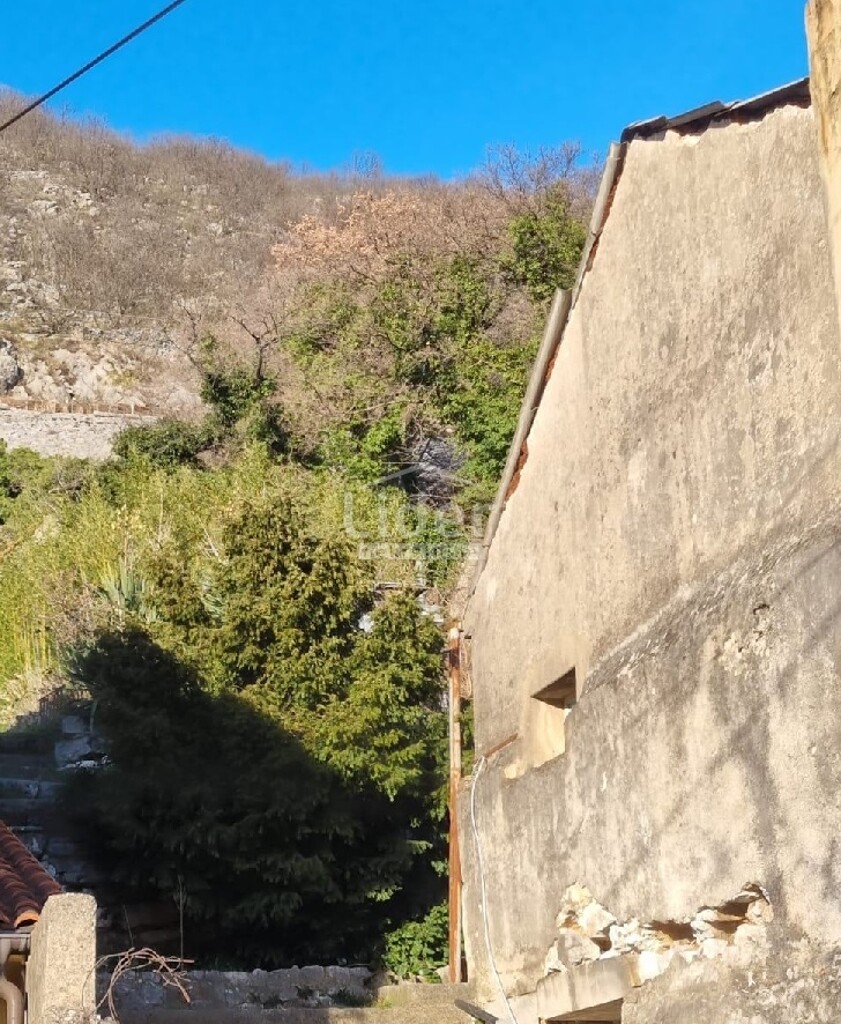 Image 6327732 - 2