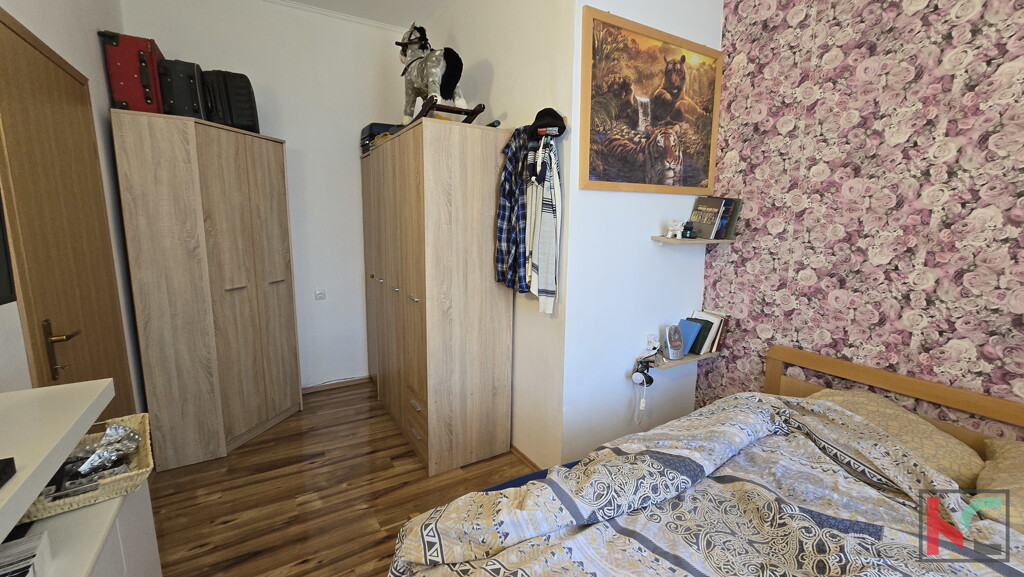 Image 6327767 - 9