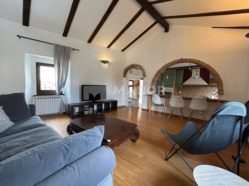 Thumbnail 6327838 - 3