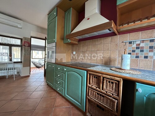 Thumbnail 6327838 - 7