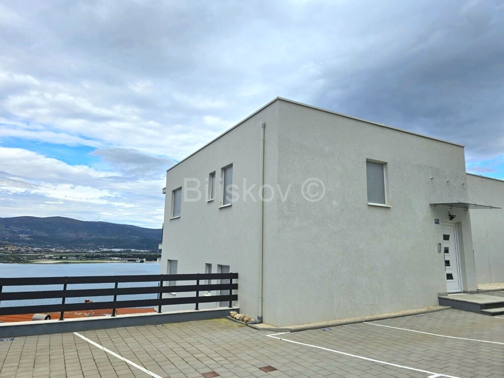 Image 6327857 - 12
