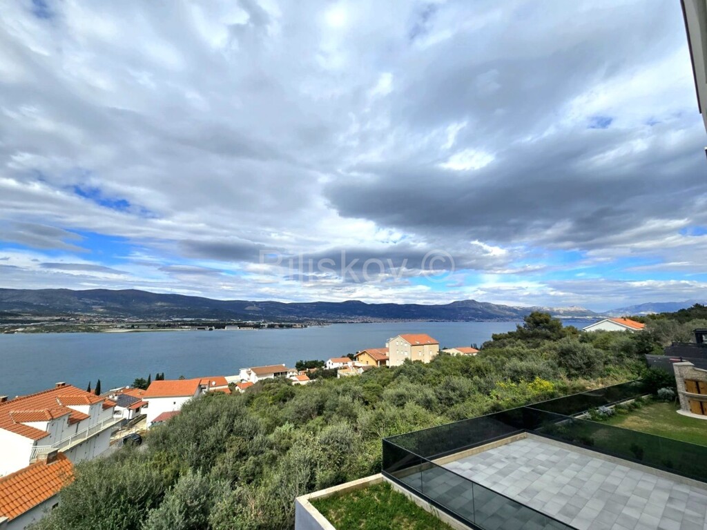 Image 6327857 - 6