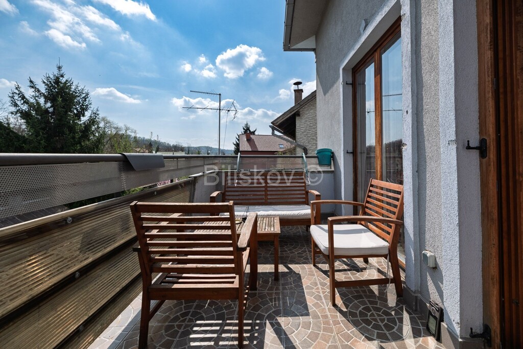 Image 6327859 - 7