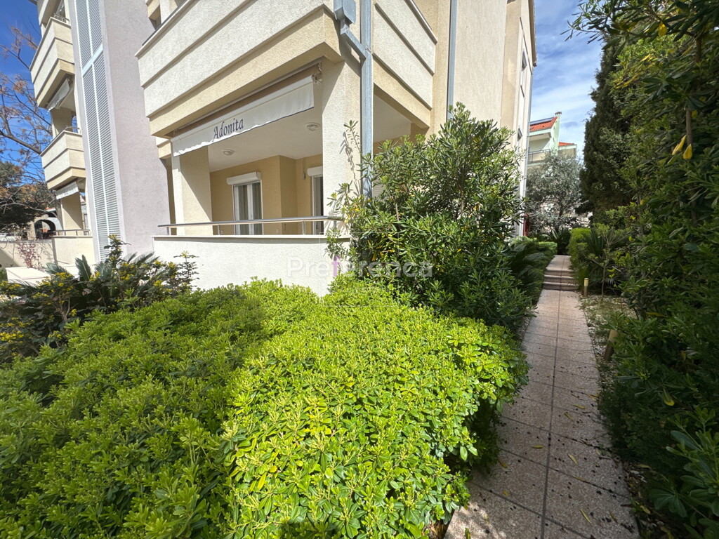 Image 6327874 - 30