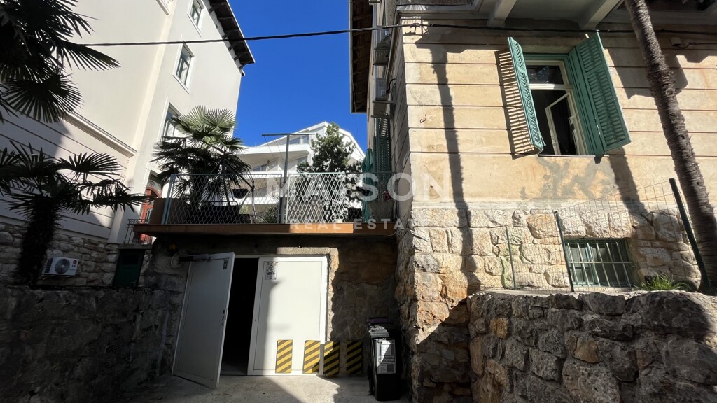 Image 6327884 - 10