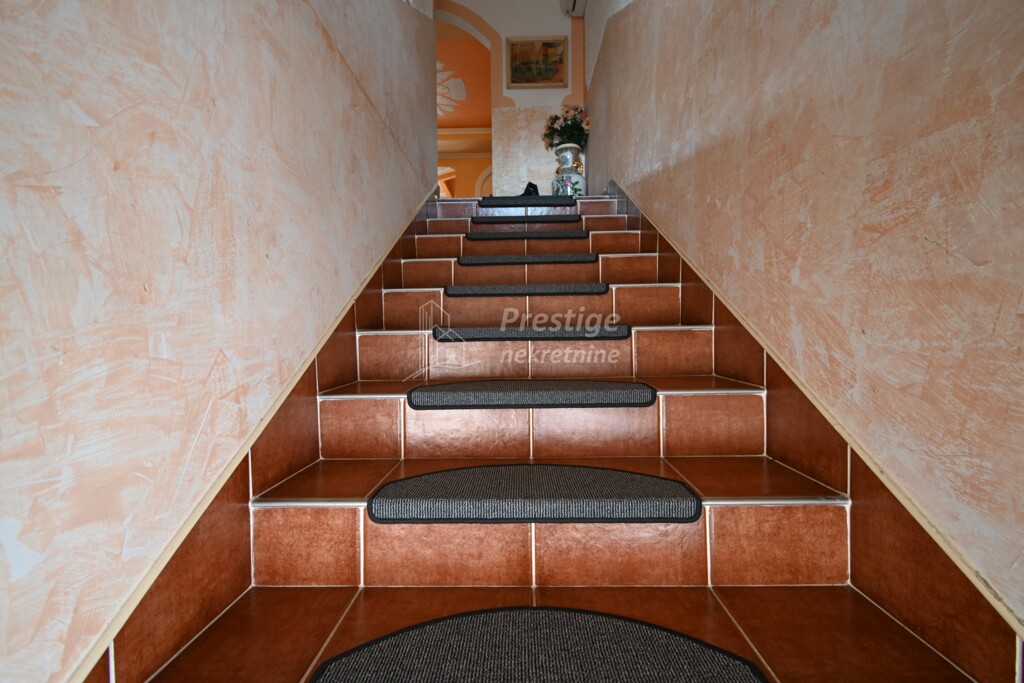 Image 6327914 - 19