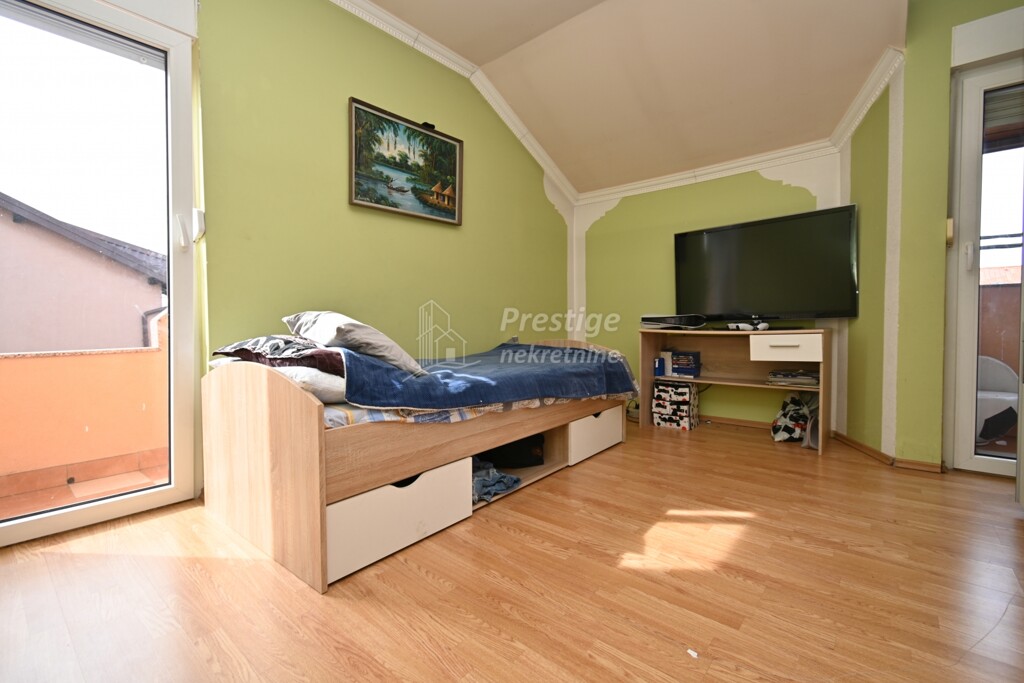 Image 6327914 - 8