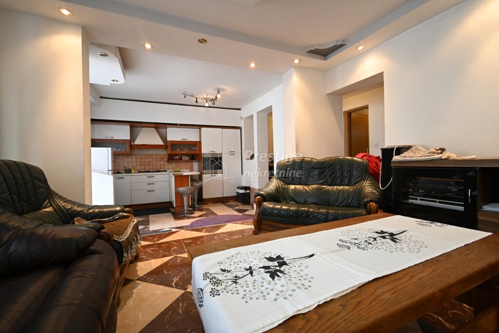 Image 6327914 - 1