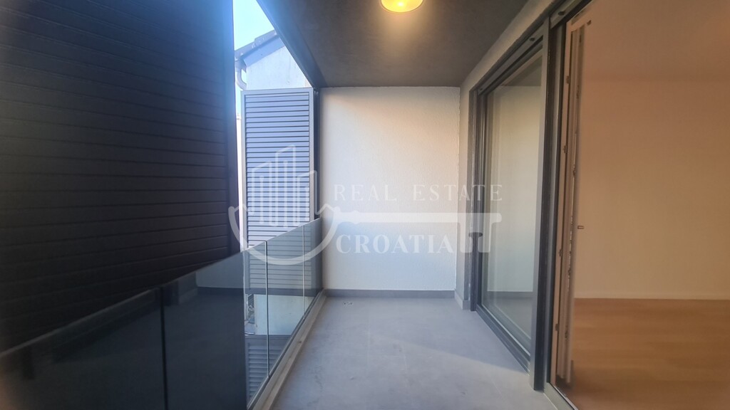Image 6327927 - 5