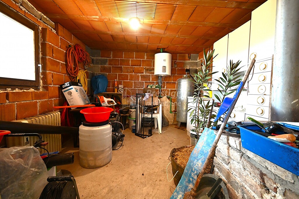Image 6328328 - 10
