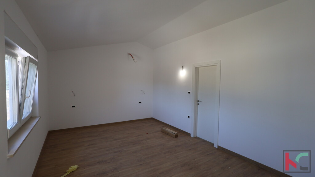Image 6328335 - 19