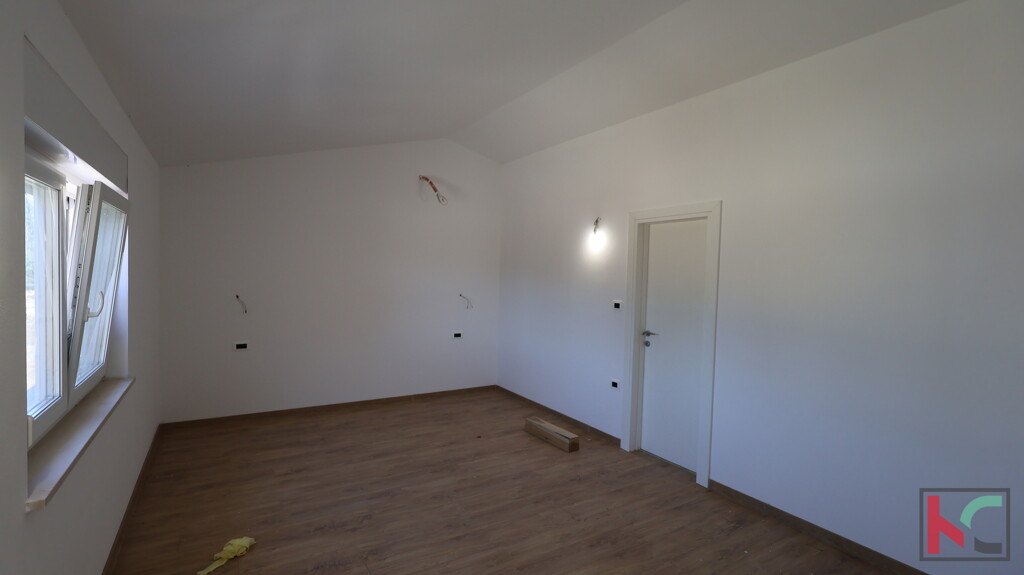 Image 6328335 - 20