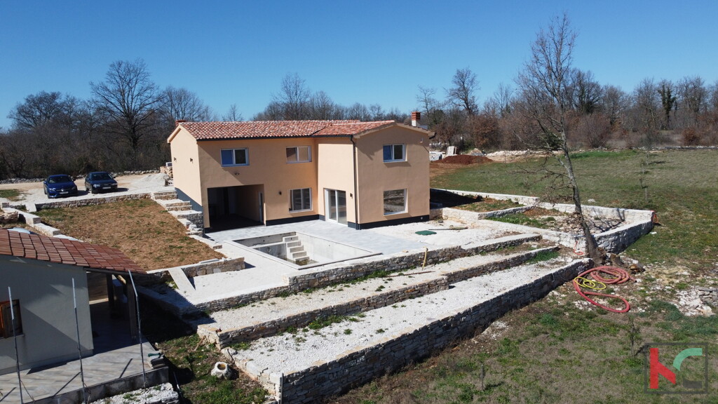Image 6328335 - 2