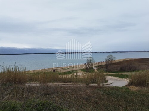 Thumbnail 6328346 - 3