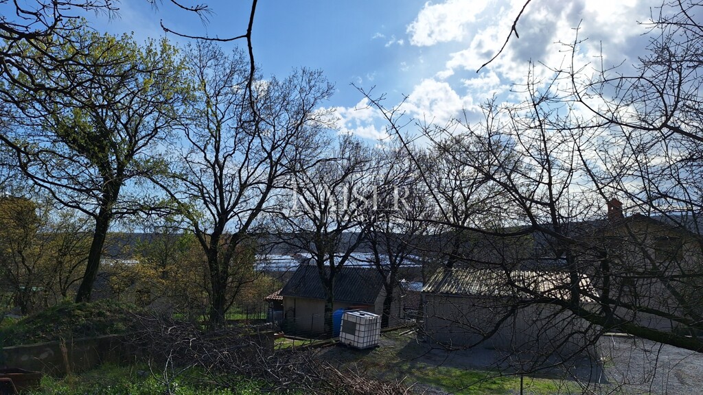 Image 6328418 - 3