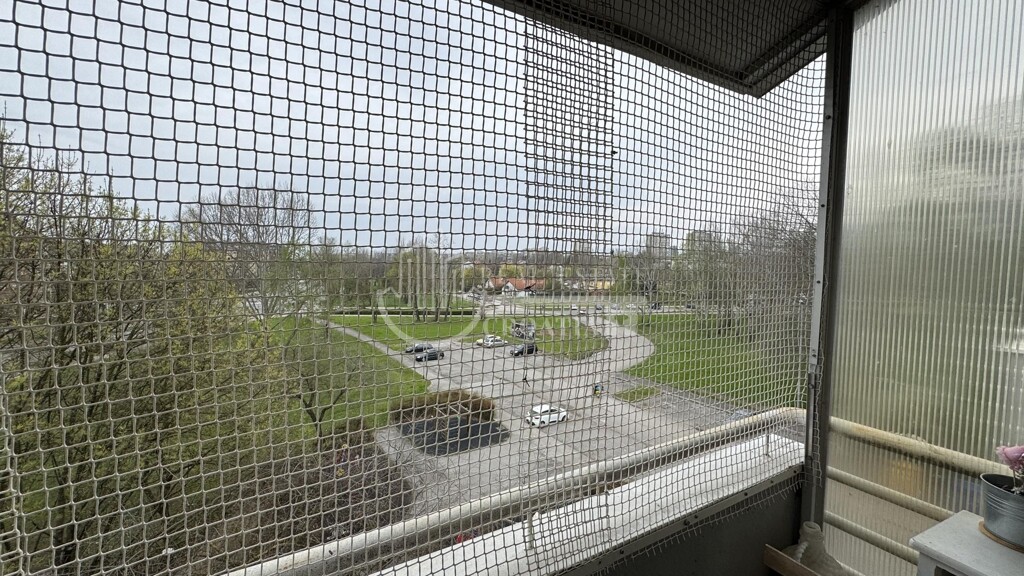Image 6328563 - 8