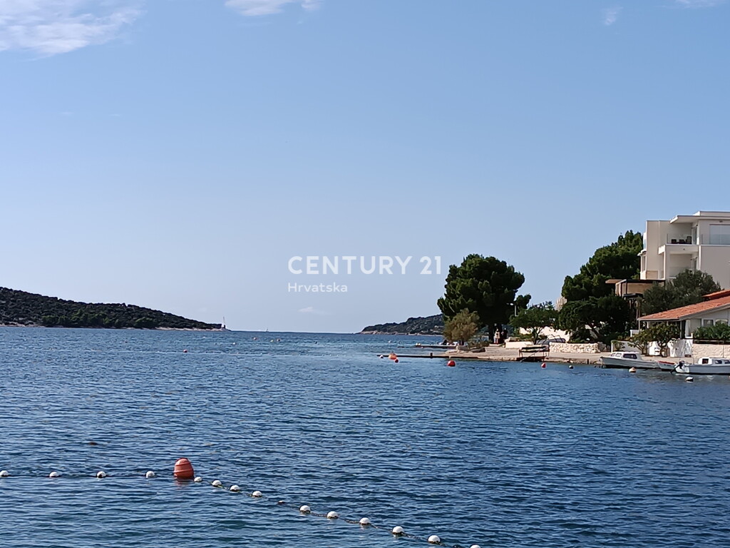 Image 6328812 - 1