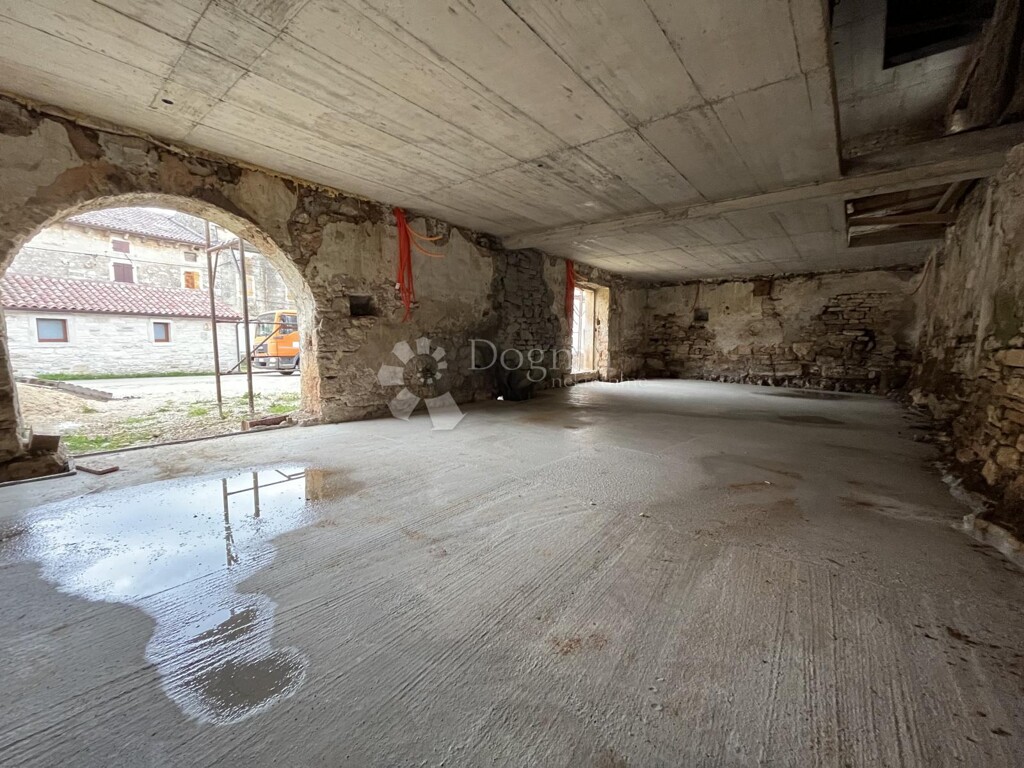Image 6329158 - 2