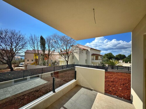 Thumbnail 6329166 - 5