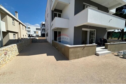 Thumbnail 6329277 - 3