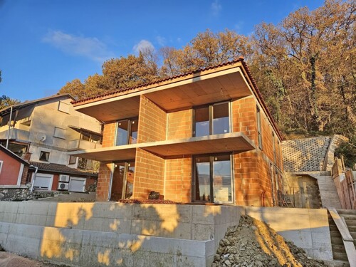 Thumbnail 6329312 - 6