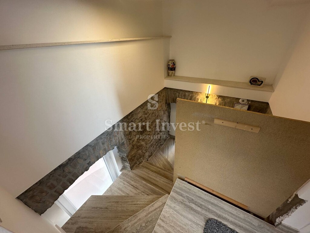 Image 6330069 - 8