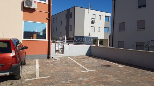 Thumbnail 6330215 - 9