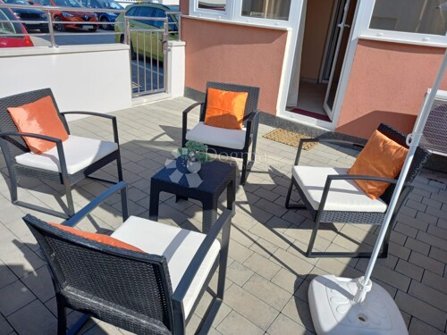 Thumbnail 6330215 - 12