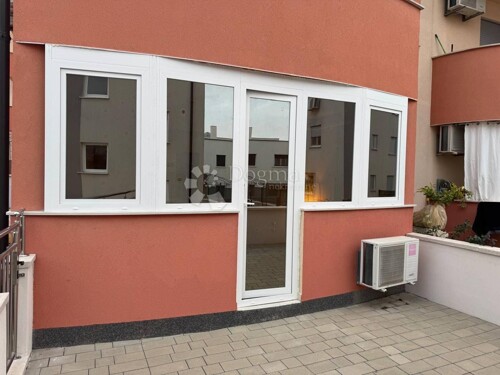 Thumbnail 6330215 - 17